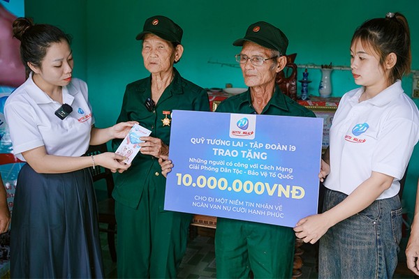 Hỗ trợ khách hàng 24/7 của okking